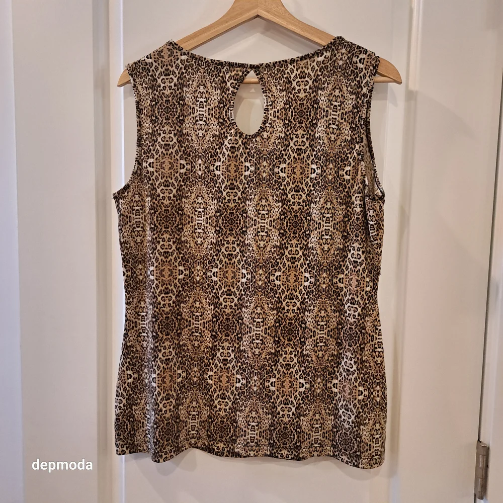 Susan Lawrence sleeveless  Brown Patterned Blouse size L
